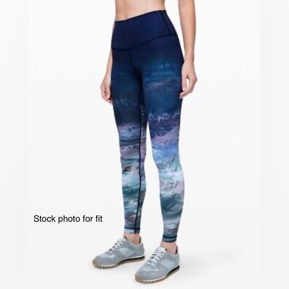 lululemon athletica Pants - Lululemon Wunder Under tights